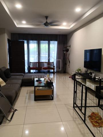 Renovated, 2 Storey Intermediate house, Laman Glenmarie, Shah Alam 1