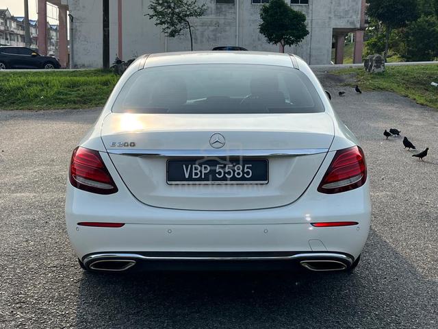 2018 Mercedes Benz E200 AVANTGARDE - 3