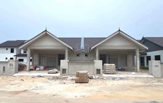 Rumah SEMI-D CANTIK LAST UNIT DEPAN AIRPORT SULTAN MAHMUD KUALA NERUS 1