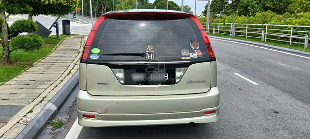 2005 Honda STREAM 2.0 iVS FACELIFT (A) - 4