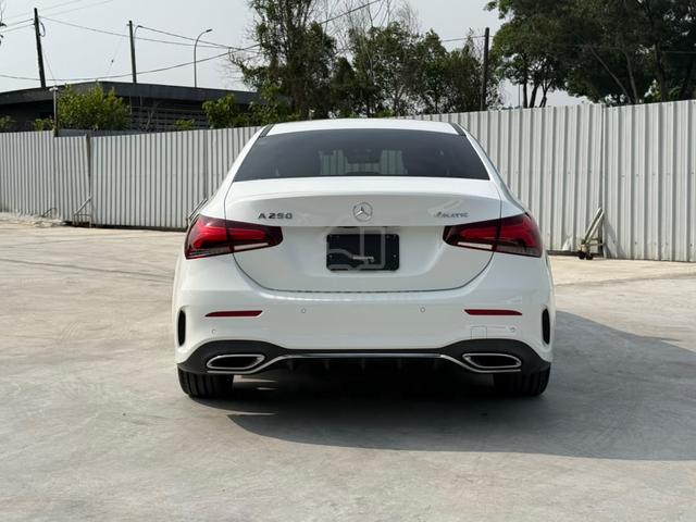 2021 Mercedes Benz A-CLASS 2.0 250 AMG LINE MY19 - 4