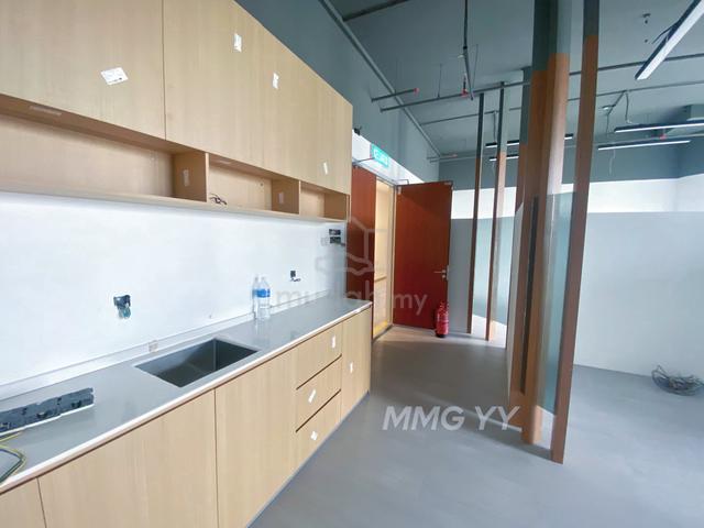 Menara Sun Suria | 743 sqft Renovated Office | Near Setia City Mall 1