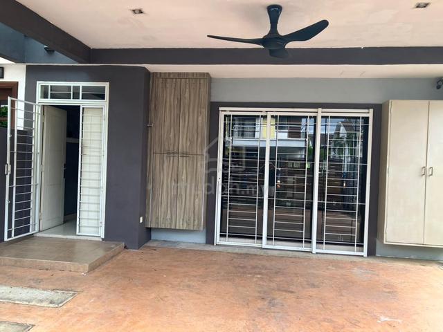 Double storey terrace house for rent (sutera damansara)damansara damai 1