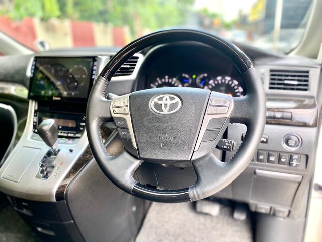 2012 Toyota VELLFIRE 3.5 ZG 🎊 FL BLACK INTERIOR - 5