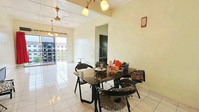 Selesa Puteri Condominium 1