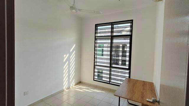 Bandar Cemerlang Townhouse 3Bed 2Bath fully / NSK / Desa Cemerlang 1