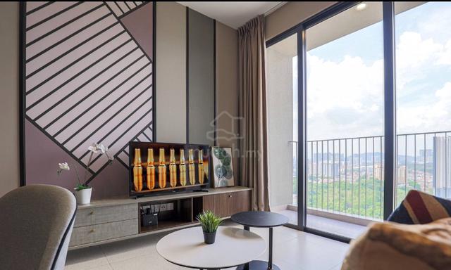 Full Furnish 3 R - Balcony & Yard @ Walk Amerin | 5 Min C180, Kajang 1
