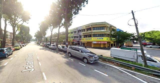 3 Sty Corner Shop Facing Main Rd- Seksyen U2 Taman TTDI Jaya Shah Alam 1