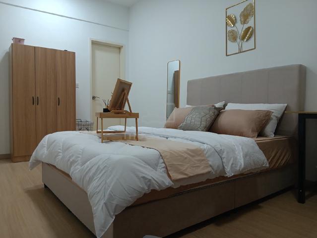 Master Bedroom for Female - Available Mid July 2026 1