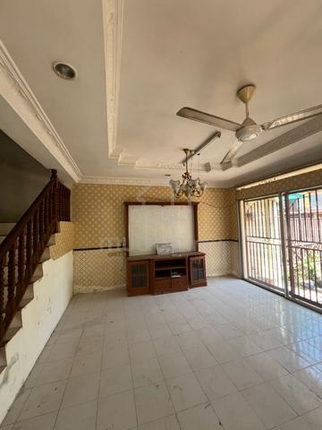 2.5-storey Terraced House (CORNER LOT) 4