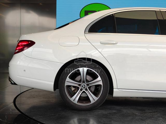 2018 Mercedes Benz E200 2.0 AVANTGARDE (CKD) (A) - 4