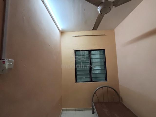 Termurah Bilik sewa Pangsapuri Langat Murni Near KLIA 1