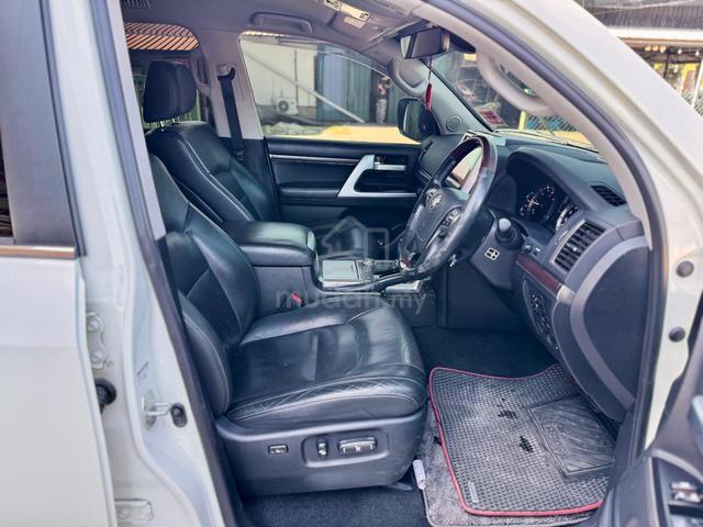 Toyota Landcruiser 4.6 ZX (A) Petrol (2017/2021) - 4