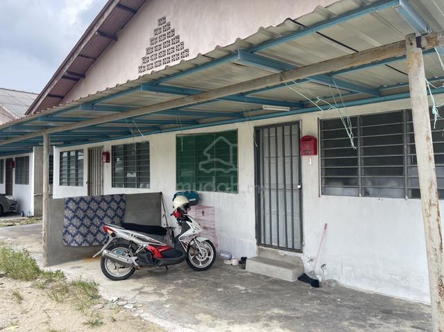 Rumah Studio tanpa bilik gong kepas dalam kg raja 1