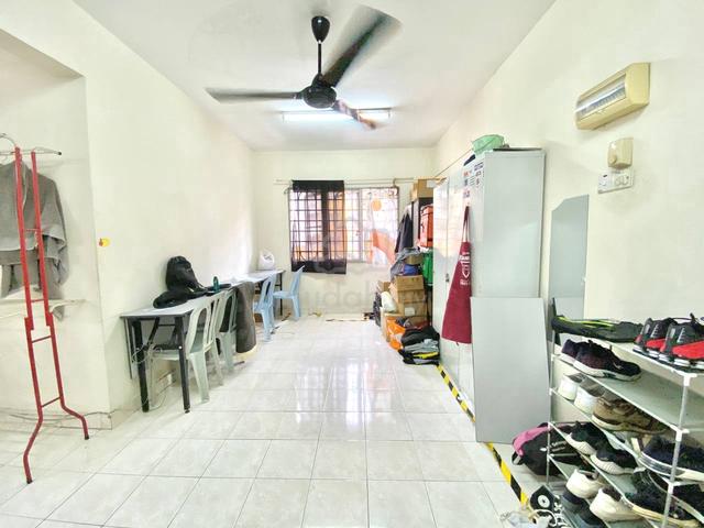 Pangsapuri Tainia 1