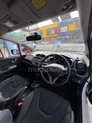 2014 Honda JAZZ 1.3 HYBRID FACELIFT (A) - 5