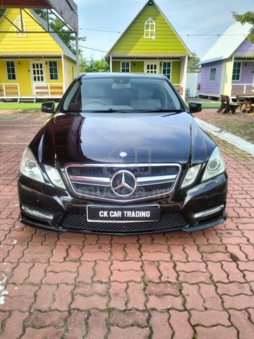2010 Mercedes Benz E200 CGI BlueEFCY - 3