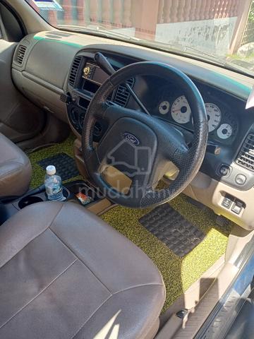 2004 Ford ESCAPE 2.0 (A) - 5
