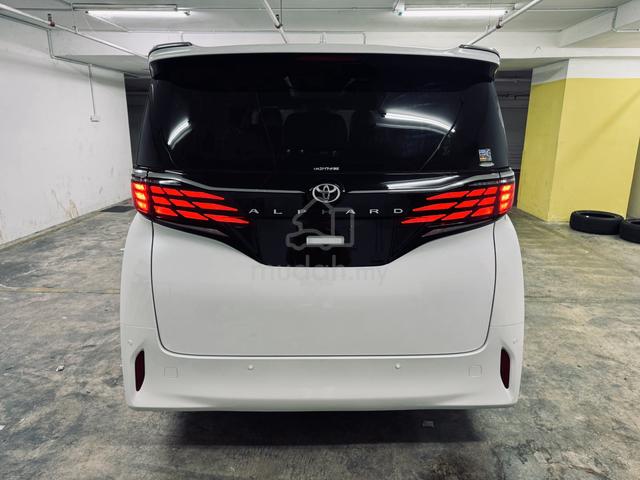 2023 Toyota ALPHARD 2.5 Z BEST OFFER IN TOWN - 4