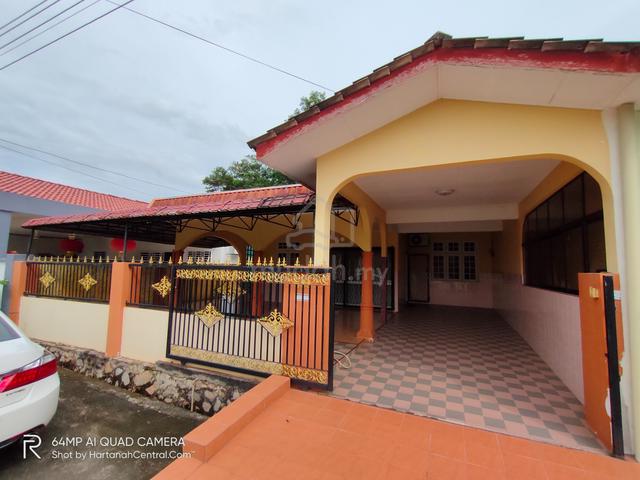 [RUMAH BESAR SEBELAH KMNS] Semi-D 1-sty Taman Bukit Intan, Kuala Pilah 1