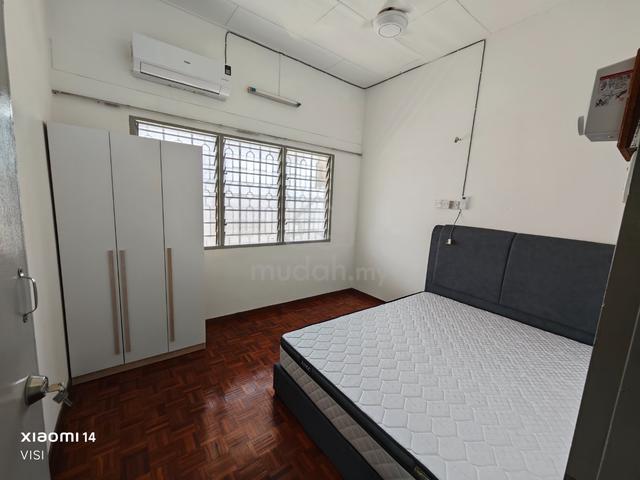 Fully Furnished aircond room tasek Ipoh perak For Rent 1
