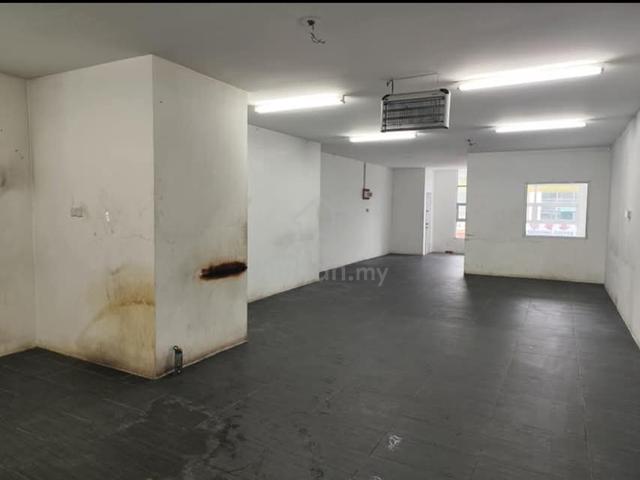 KINDA SHOPLOT (1st Flr) FOR RENT 1