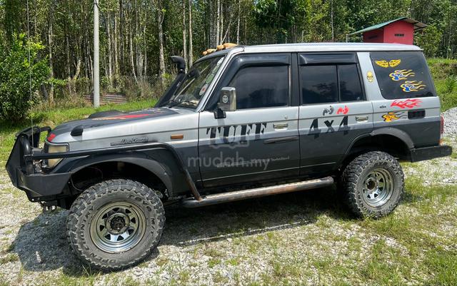 1995 Toyota LANDCRUISER 2.8 II (LJ79RV) (M) - 2