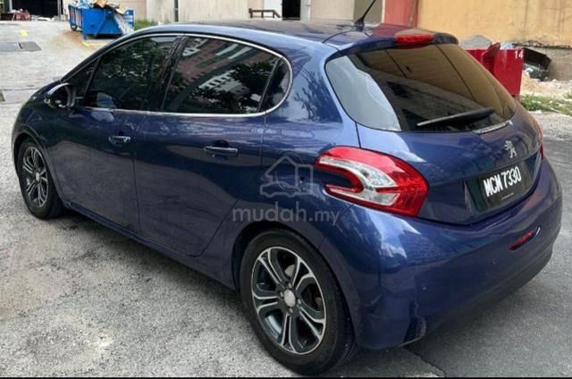 2015 Peugeot 208 1.6 VTi ALLURE (A) - 2
