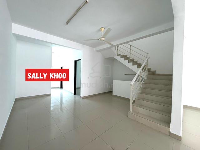BELOW MARKET VALUE‼️FREEHOLD 2 Sty Terrace With Basement @ Sungai Ara 1
