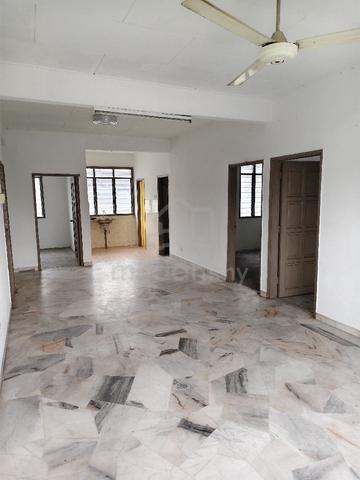 Freehold SUBANG JAYA Good Year court 1 1