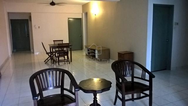 Master Room At Tiara Kelana Condo SS7 Kelana Jaya Near Paradigm Mall 4