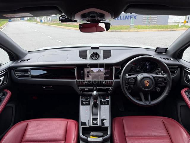 2023 Porsche MACAN T NFL FREE 5 YEAR WARRANTY - 5