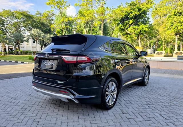 2018 Toyota HARRIER 2.0 PREMIUM (A) 18/22 - 4
