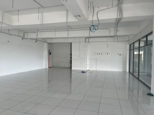 Kolombong retail space | KK | for rent 1