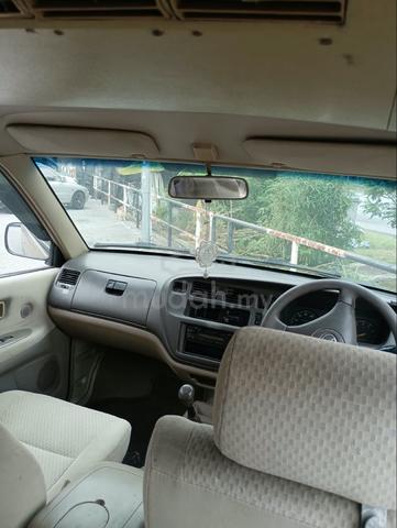 2003 Toyota UNSER 1.8 GLI FACELIFT (A) - 4