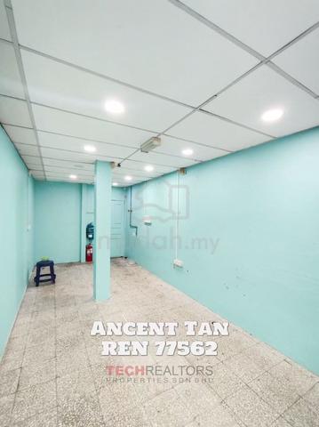 FOR RENT|End Lot Single Storey Shop Lot Taman Ria 1