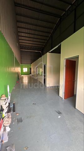 Kedai Sewa Di Jalan Reko, Sg Tangkas 1