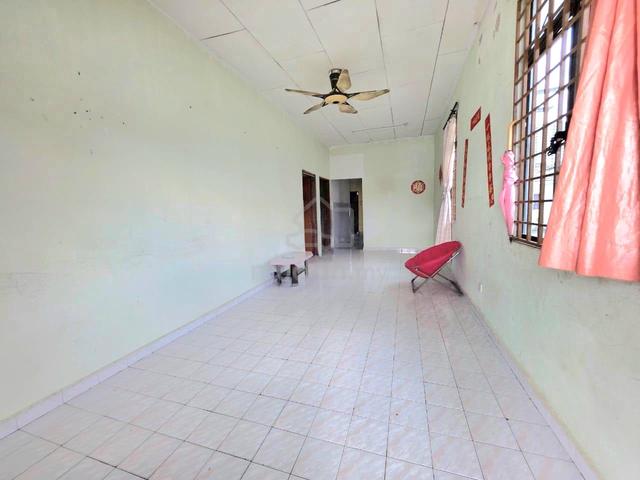 Megah Ria|1tkt Teres|Dekat CIQ|Pasir|Full Loan| 1