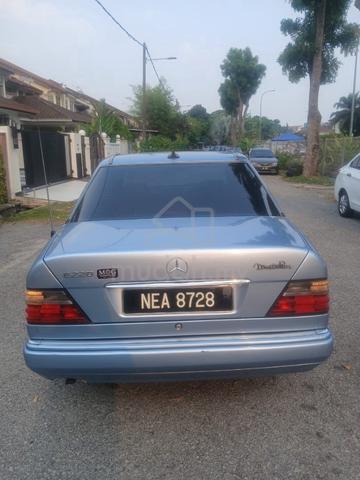 1995 Mercedes Benz 230E 2.3 W124 (A) - 4