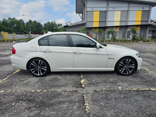 2009 Bmw 323i (CKD) 2.5 FACELIFT (A) - 1