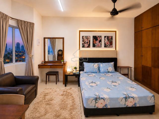 Master Bedroom Endah Regal, Sri Petaling Salak 1