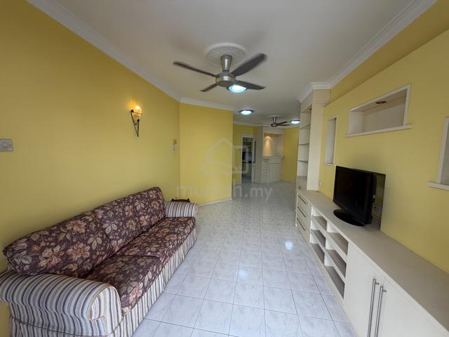 Marina Bay Condominium 1