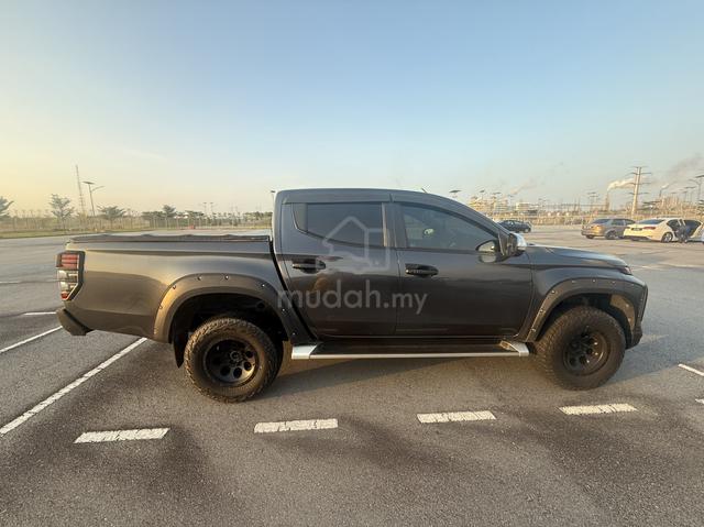 2021 Mitsubishi TRITON 2.4 VGT PREMIUM MY19 L200 - 1