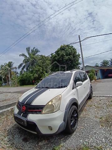2011 Nissan LIVINA 1.6 X-GEAR (A) - 1