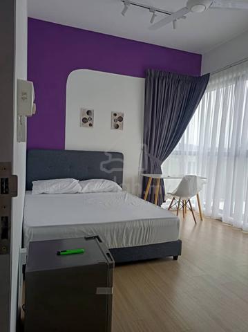 D'Sara Sentral, Sungai Buloh (Furnished Female Master Room with WiFi) 1