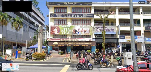 Platinum Walk 2 Adjoining 4 Storey Shop Office w Lift Facing Mainroad 1