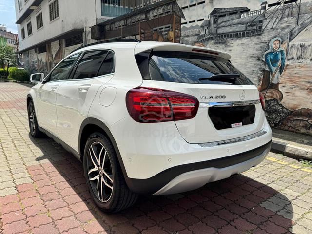 2019 Mercedes Benz GLA200 1.6 STYLE (A) - 4