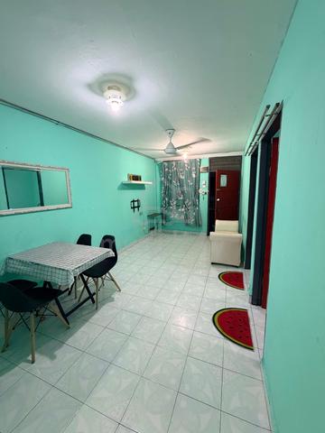 Rumah Untuk Disewa 1