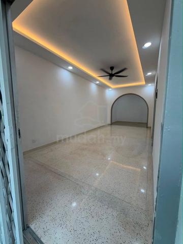 Full Loan Taman Johor Single Storey Tampoi 1