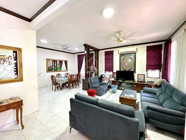 【RENOVATED ENDLOT】2 Storey SETIA DAMAI 24x75 SPACIOUS With BIG KITCHEN 1